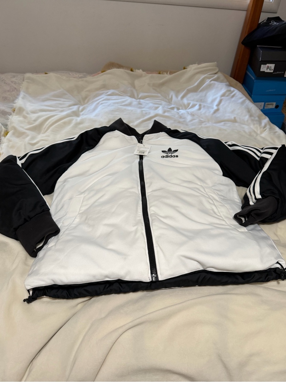 NWT Adidas White & Black Reversible Track Puffer Jacket Women’s XS/S